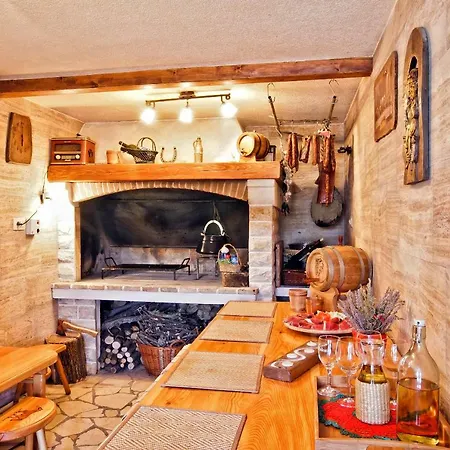 Duare Holiday Zadvarje